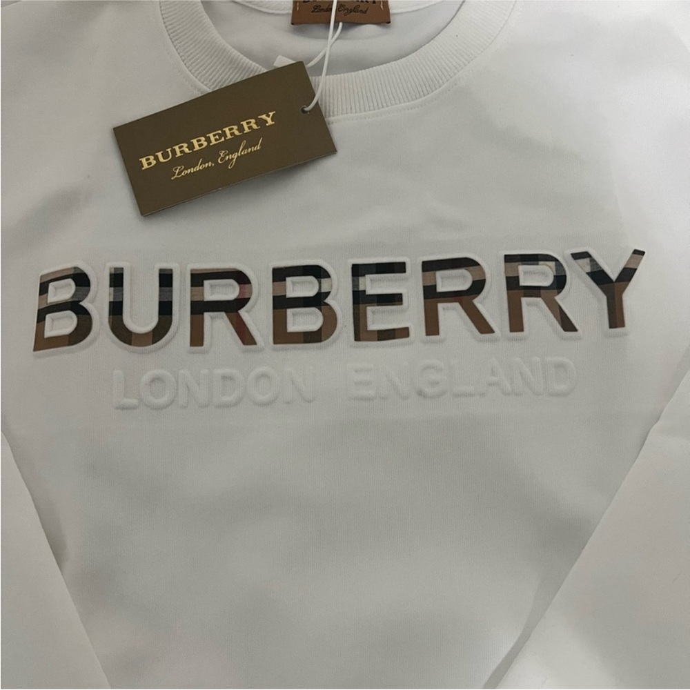 Burberry - Picture 4 of 6